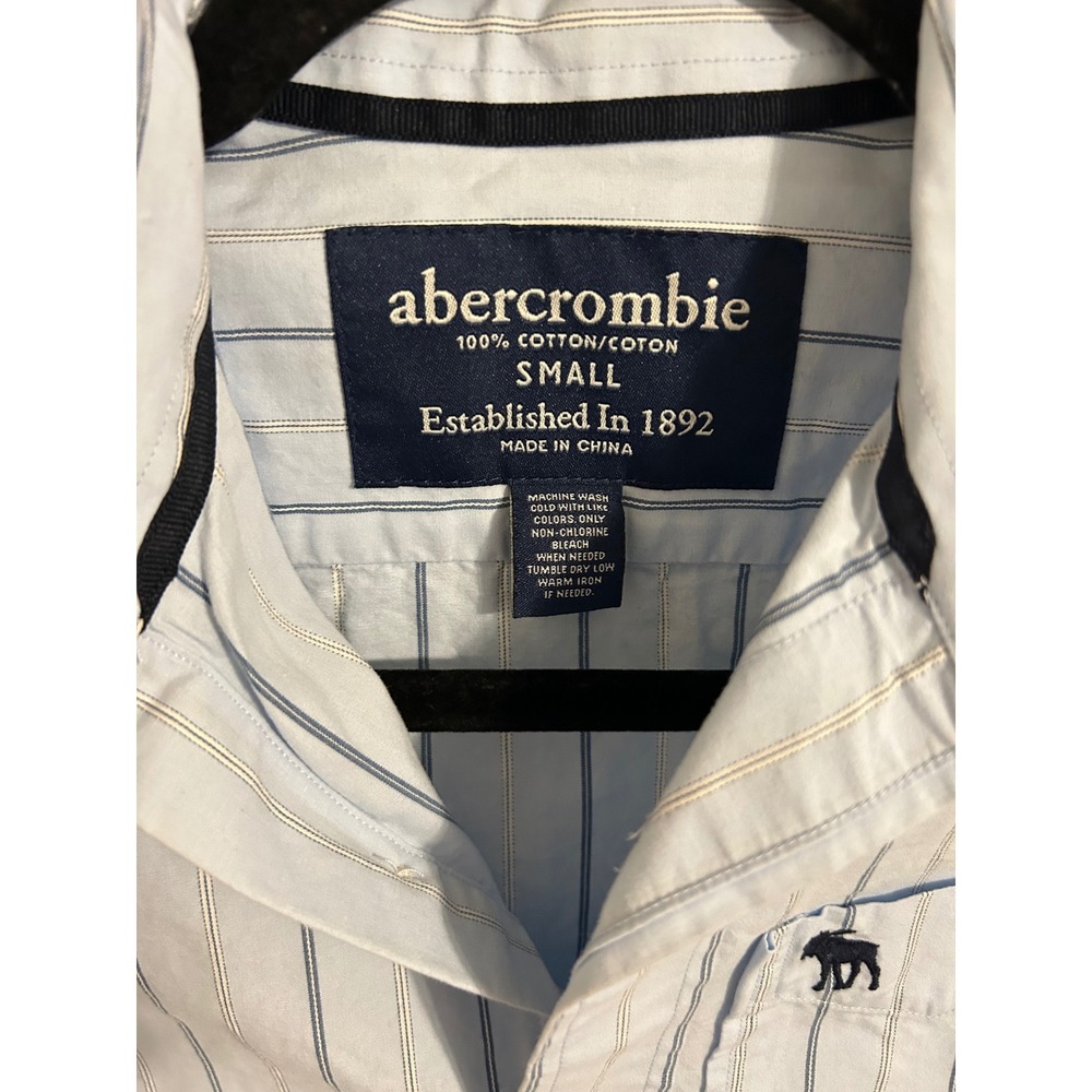 Abercrombie Boys Blue Striped Long Sleeve Button Down Shirt Moose Logo Small - Picture 2 of 5